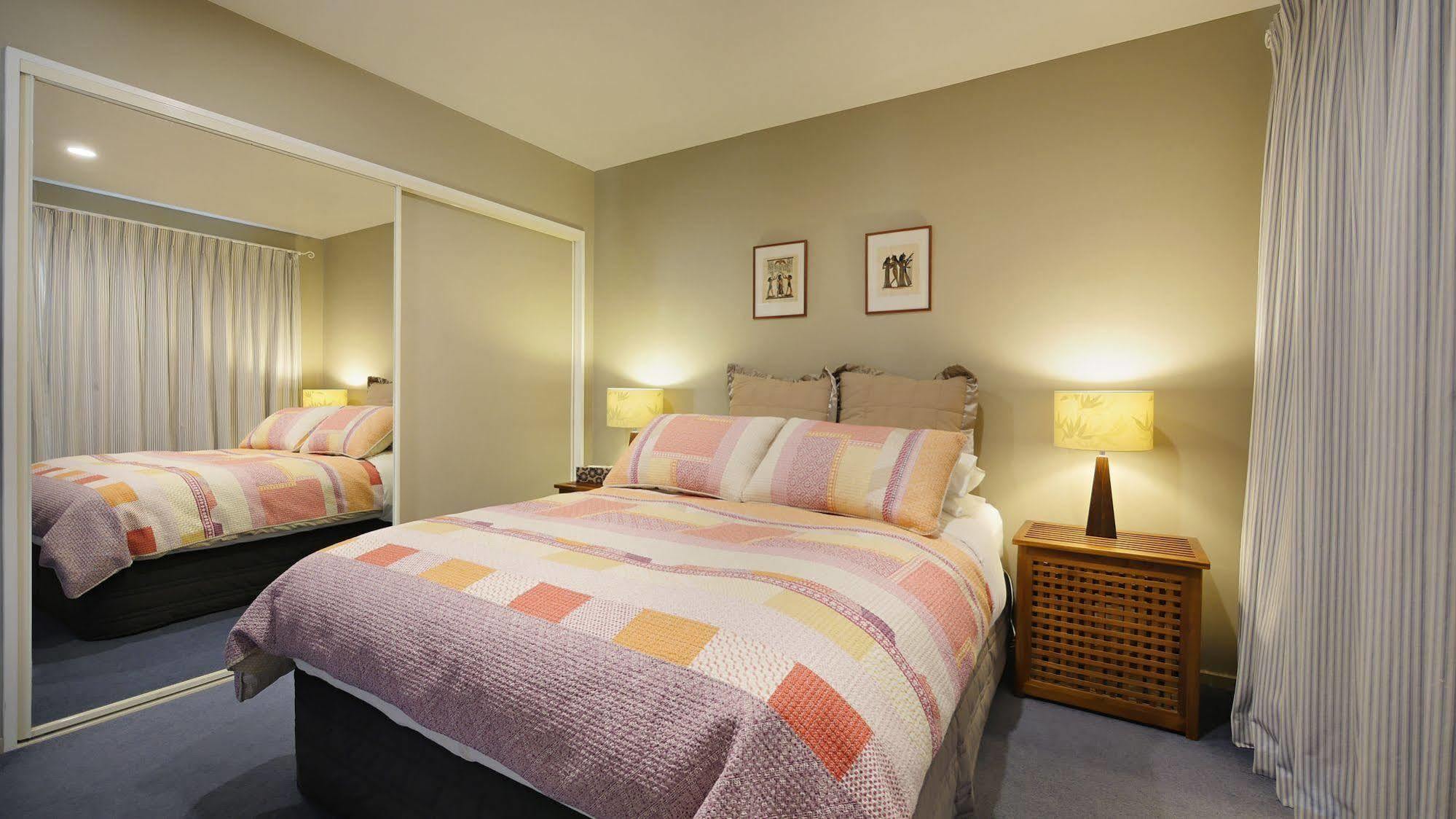 Olive House Bed And Breakfast Christchurch Exterior foto